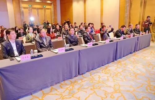 众球星集结，为残障儿童筹款慈善晚宴