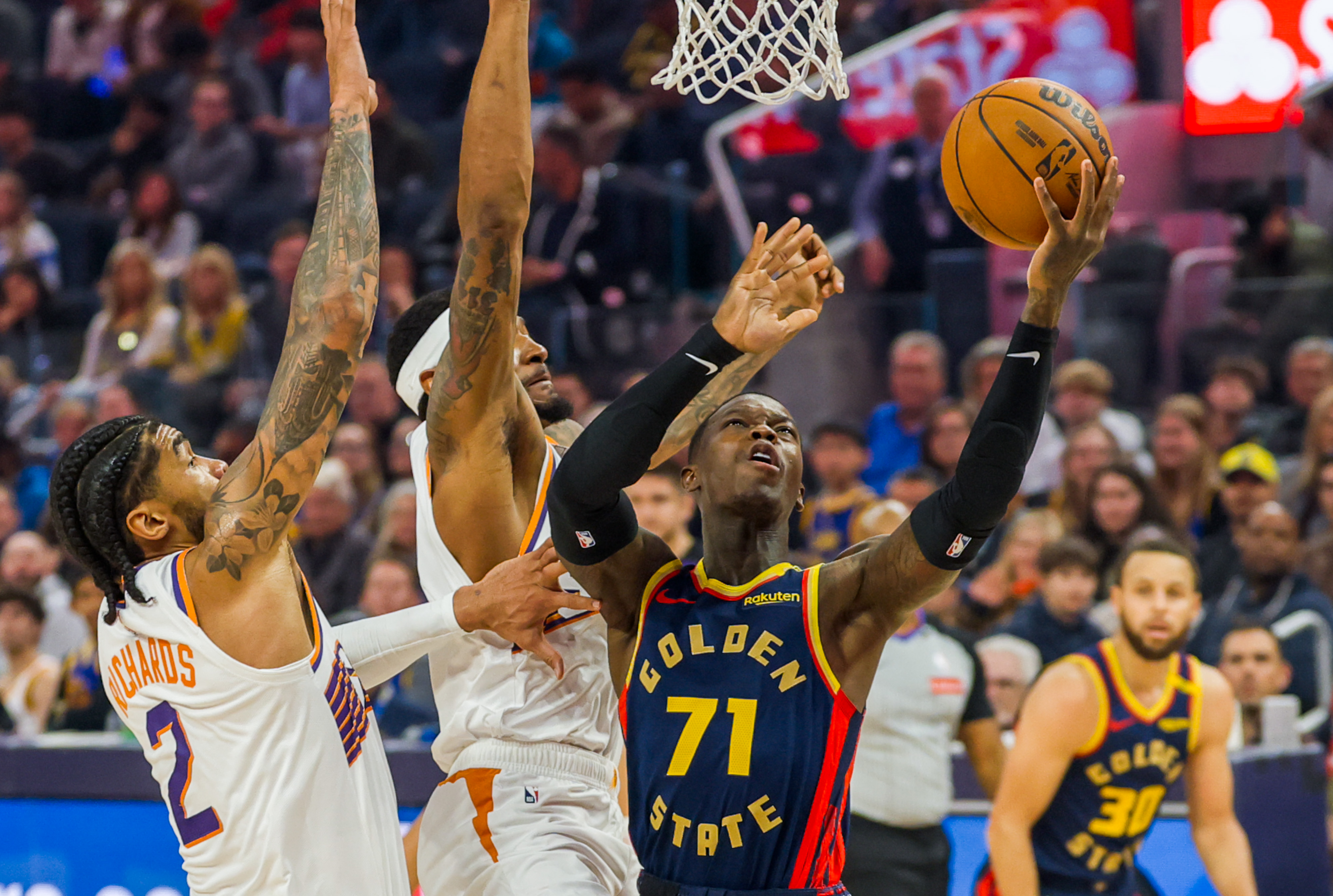 NBA球星闪耀总决赛赛场，争夺最有价值球员
